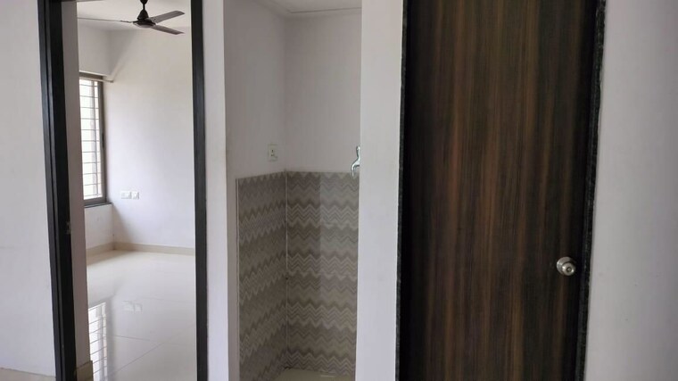 Bathroom, lodha-crown-quality-homes Studio 430 Sq.Ft. Apartment In Majiwada Thane 10445226