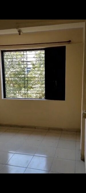 Room in 2 BHK Apartment at Anand House, Sector 19 Belapur – for Rent