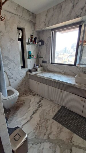 Washroom in 4 BHK Penthouse at L Nagpal NN Tower, Khar West – for Sale