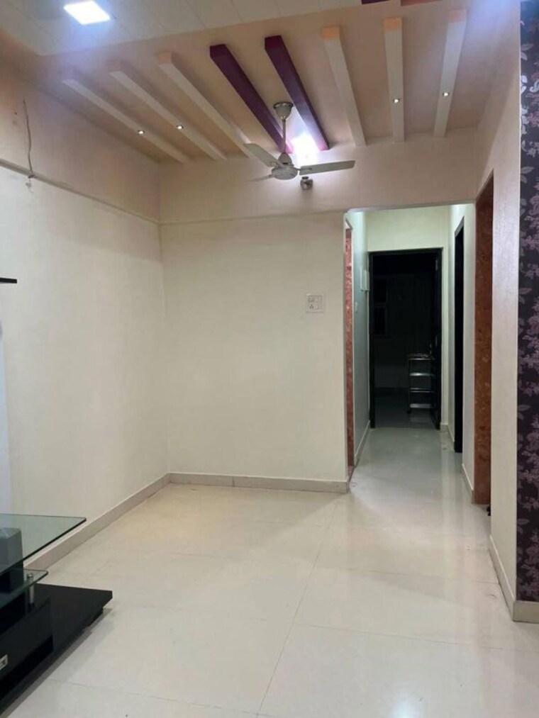 Room, ravi-estate 2 Bedroom 1000 Sq.Ft. Apartment In Pokhran Road No One Thane 10470340