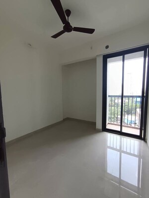 Bedroom in 2 BHK Apartment at Damji Shamji Mahavir Spring Tulip Phase 1, Pokhran Road No Two – for Rent