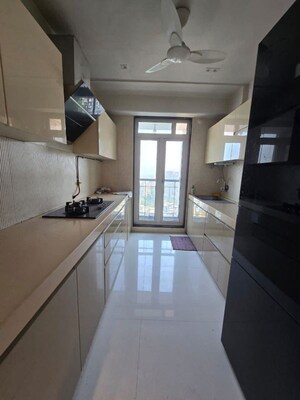 Kitchen in 2 BHK Apartment at Sheth Avalon, Laxmi Nagar – for Rent