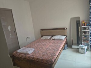 Bedroom in 2 BHK Apartment at Runwal Eirene, Balkum Pada – for Rent