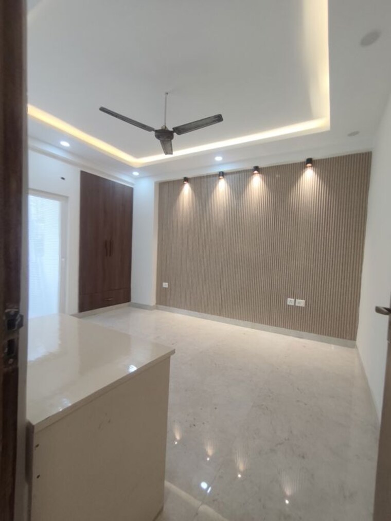 Bedroom, supertech-cape-town 3.5 Bedroom 2685 Sq.Ft. Apartment In Sector 74 Noida 10470416