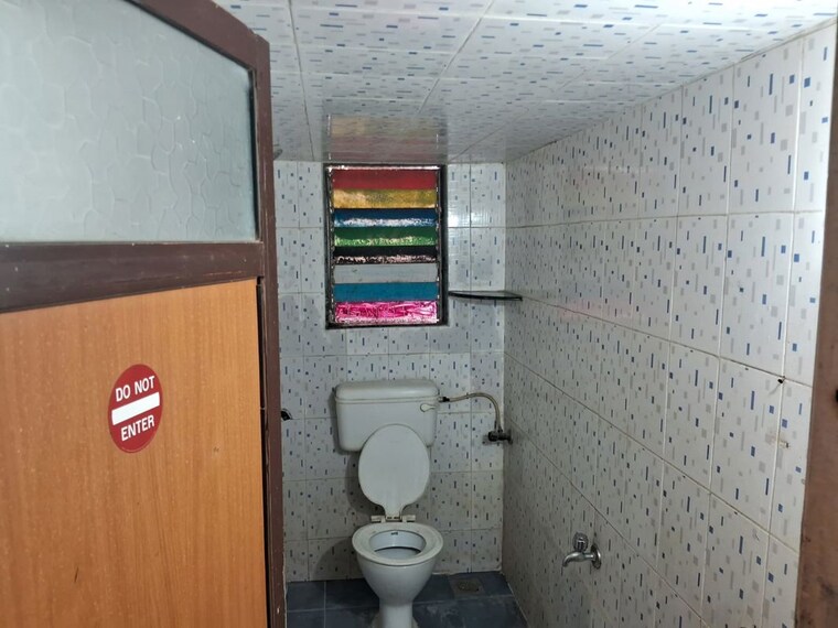Bathroom, dheeraj-kirti 2 Bedroom 612 Sq.Ft. Apartment In Malad West Mumbai 10470423