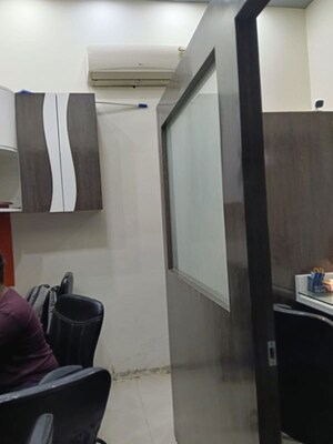  Office Space For Sale in Express Zone, Malad East