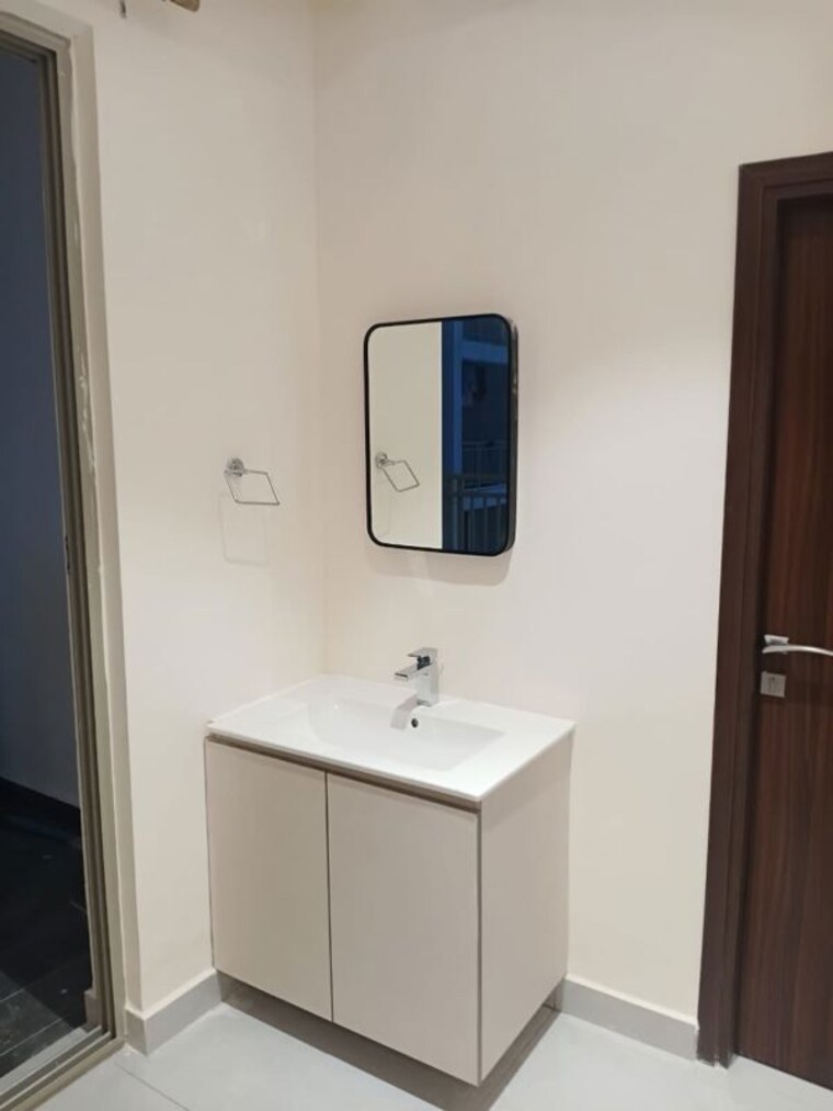Bathroom, hallmark-treasor 3 Bedroom 1765 Sq.Ft. Apartment In Narsingi Hyderabad 10470464