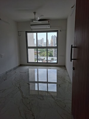 Room in 2 BHK Apartment at The Baya Central, Lower Parel – for Rent