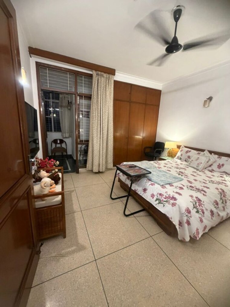 Bedroom, a-p-wonders 3 Bedroom 400 Sq.Ft. Apartment In Rohini Delhi 10470495