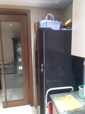 Furnished Amenities in 4 BHK Builder Floor at Greater Kailash I – for Rent