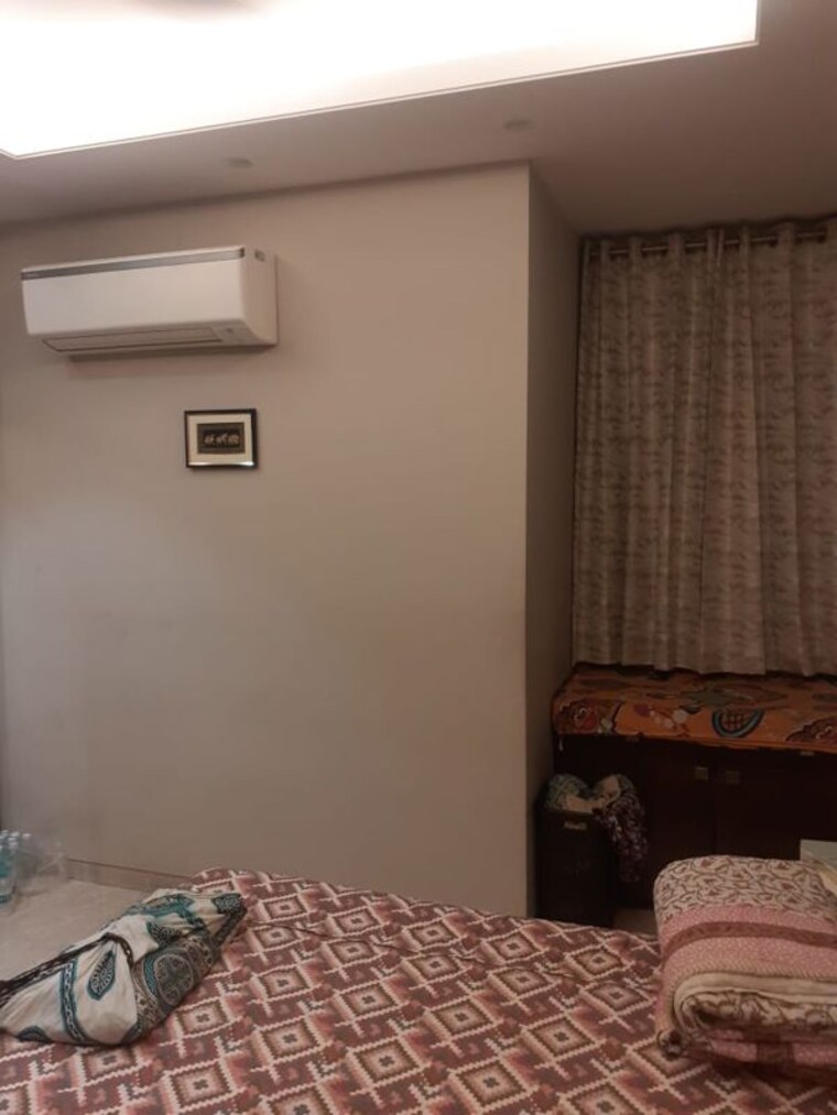 Bedroom, greater kailash i 4 Bedroom 300 Sq.Yd. Builder Floor In Greater Kailash I Delhi 10470502