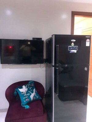 Furnished Amenities in 4 BHK Builder Floor at Greater Kailash I – for Rent