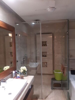 Building Lobby in 4 BHK Builder Floor at Greater Kailash I – for Rent
