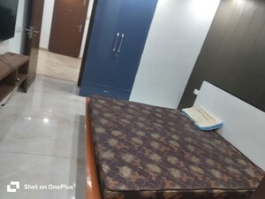 Bedroom in 3 BHK Builder Floor at Sector 55 – for Rent