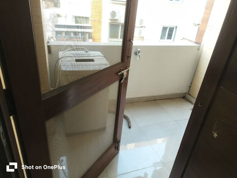 Balcony, sector 55 3 Bedroom 720 Sq.Ft. Builder Floor In Sector 55 Gurgaon 10470483