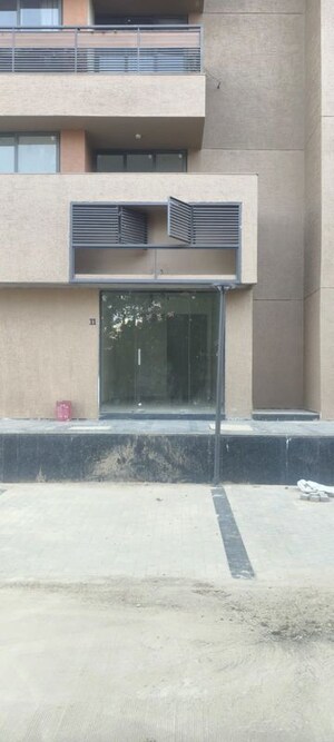  Shop – Exterior View View at Ellisbridge - for Rent