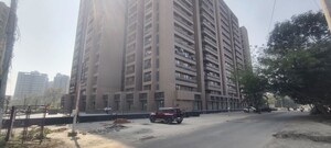  Shop – Exterior View View at Ellisbridge - for Rent