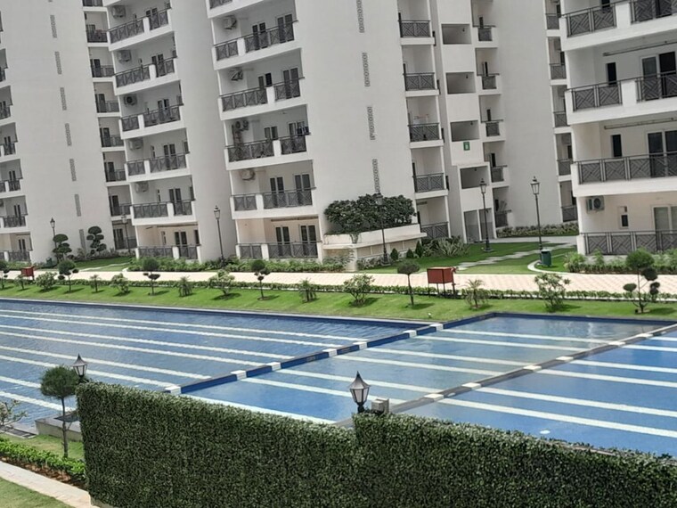 Exterior View, central-park-bignonia-towers 4 Bedroom 3650 Sq.Ft. Apartment In Sohna Sector 32 Gurgaon 10467379