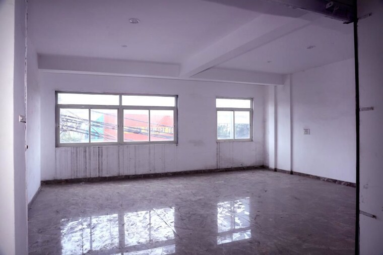  Parking, kirti nagar Commercial Shop 8000 Sq.Ft. In Kirti Nagar Delhi 10470529