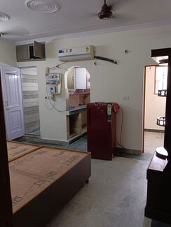 StudioBuilder Floor For Rent in Amar Colony