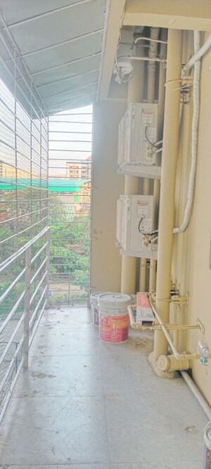 Utility Room in 2 BHK Apartment at Sheth Vasant Lawns, Laxmi Nagar – for Rent