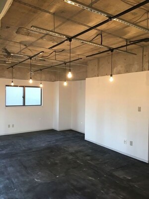 Room in  Shop at East Of Kailash – for Rent