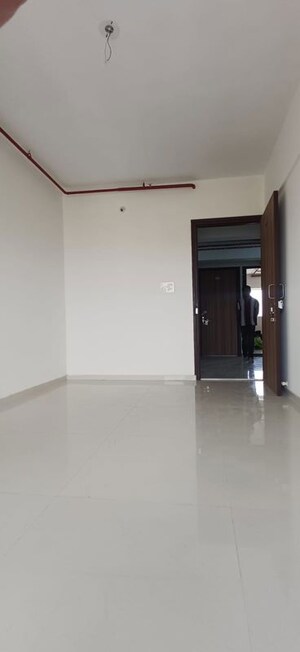 Room in 1 BHK Apartment at Ashar Arize, Kalwa – for Rent