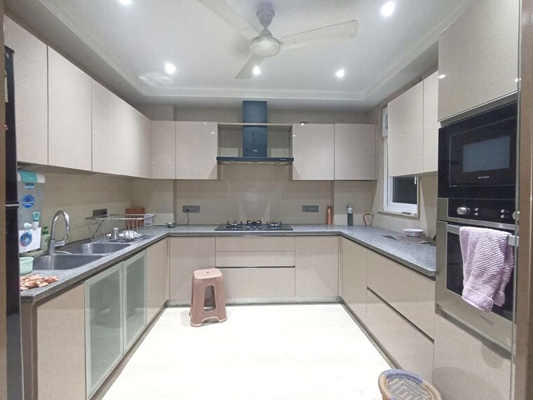 Kitchen, greater kailash i 4 Bedroom 2700 Sq.Ft. Builder Floor In Greater Kailash I Delhi 10470632