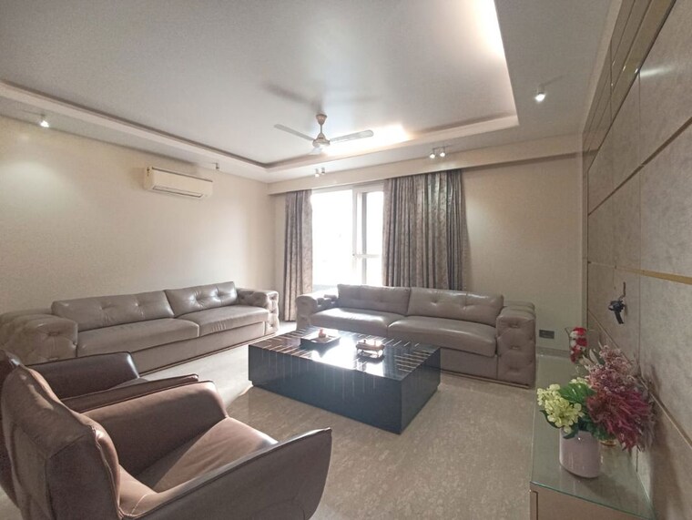 Living Room, greater kailash i 4 Bedroom 2700 Sq.Ft. Builder Floor In Greater Kailash I Delhi 10470632