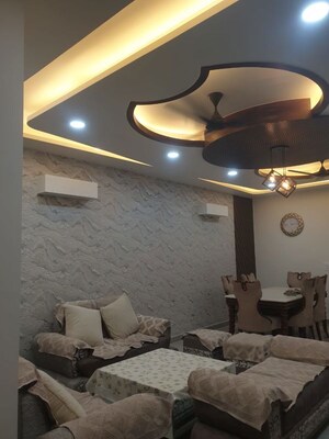 Team Area in 3 BHK Builder Floor at BPTP District 3, Sector 85 – for Sale