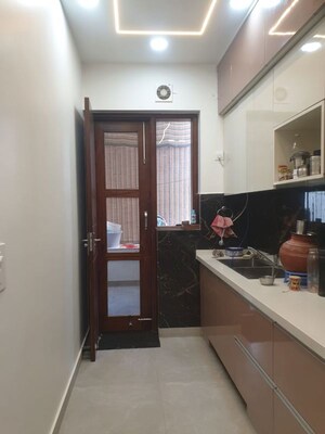 Kitchen in 3 BHK Builder Floor at BPTP District 3, Sector 85 – for Sale