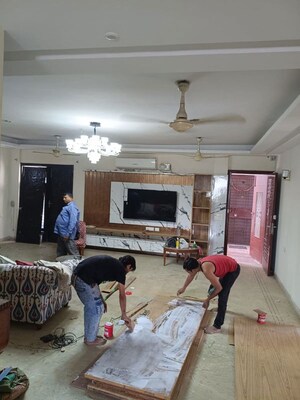 Living Room in 4 BHK Builder Floor at Green Fields Colony – for Rent