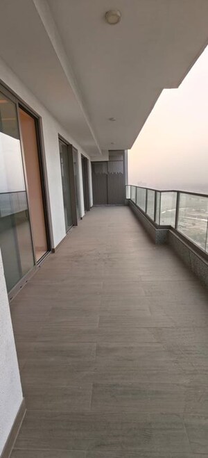 Room in 4 BHK Apartment at Gulshan Dynasty, Sector 144 – for Rent