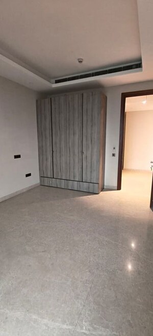 Room in 4 BHK Apartment at Gulshan Dynasty, Sector 144 – for Rent