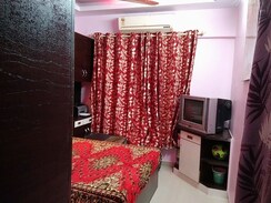 2 BHK Apartment For Rent in Lalani Velentine Apartments II