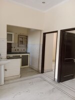 2 BHK 921 Sq.Ft. Builder Floor in Sector 18