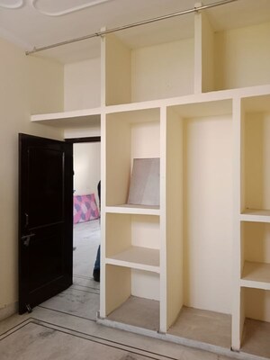 Room in 2 BHK Builder Floor at Sector 18 – for Rent