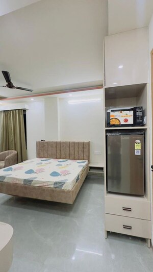 Bedroom in Studio Builder Floor at Sector 44 – for Rent