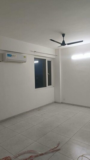 Room in 3 BHK Apartment at Motiaz Royal Citi, Ambala Highway – for Sale