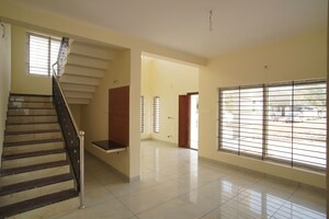 Room in 3 BHK Villa at KannadI-I – for Sale