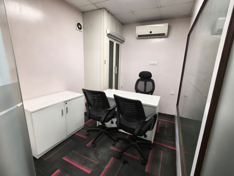 Team Area, netaji subhash place Commercial Office Space 2200 Sq.Ft. In Netaji Subhash Place Delhi 10470789