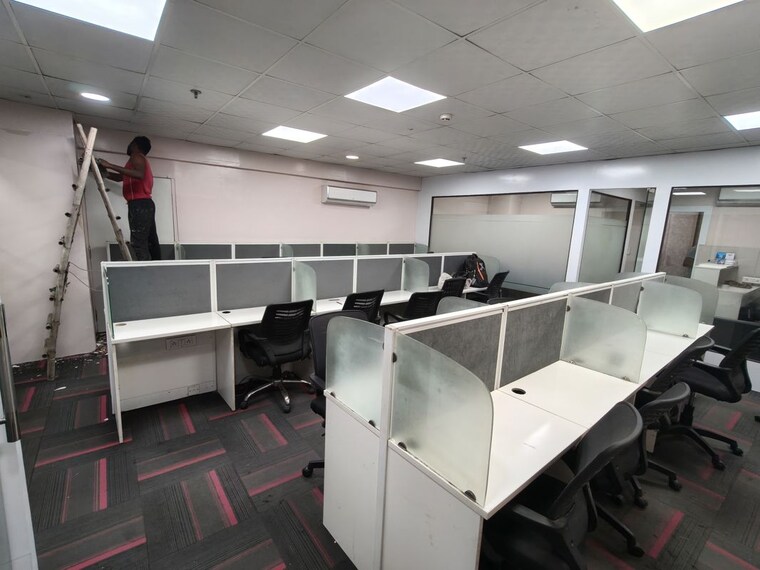 Team Area, netaji subhash place Commercial Office Space 2200 Sq.Ft. In Netaji Subhash Place Delhi 10470789