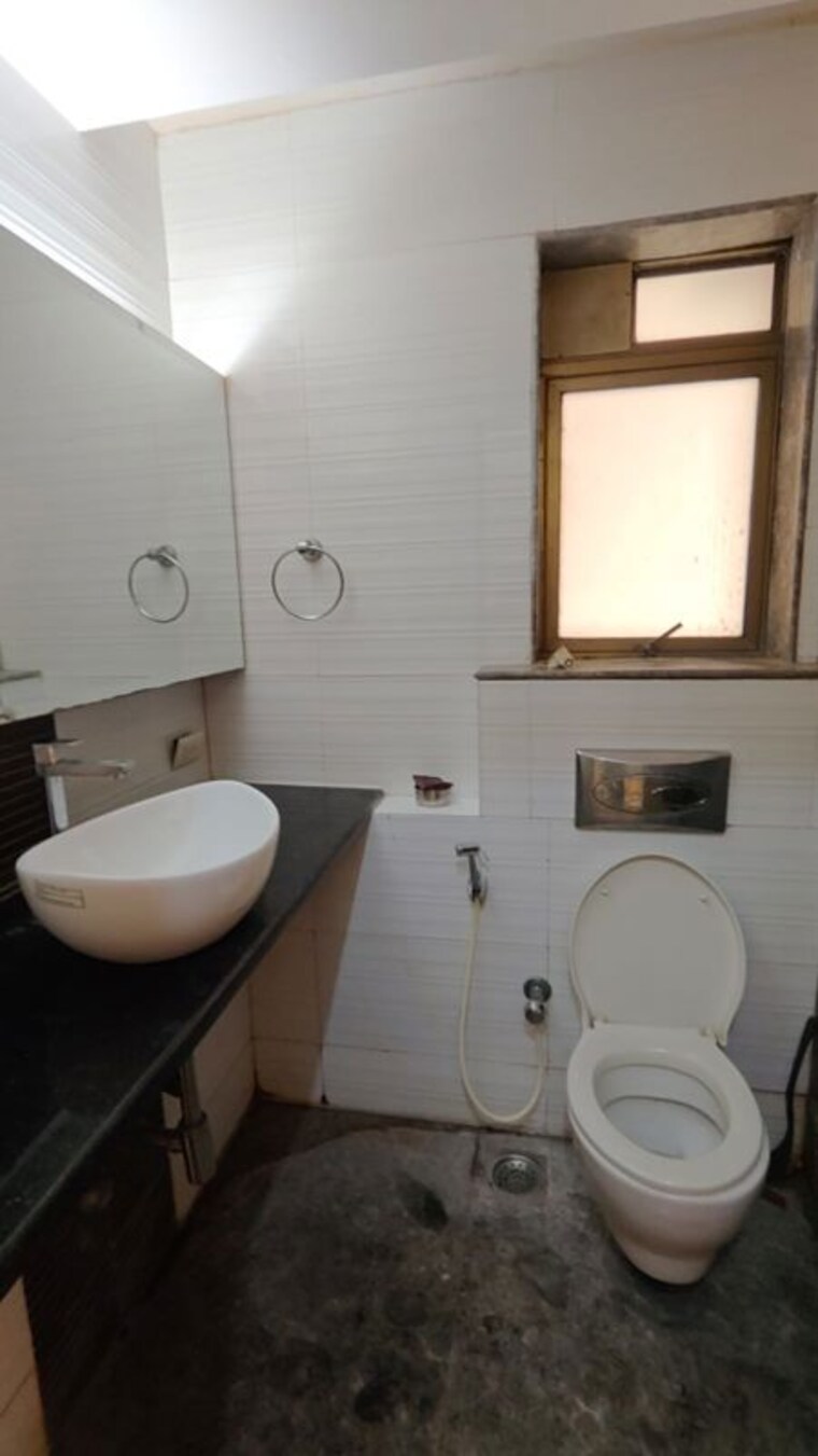 Bathroom, k-raheja-corp-maple-leaf 1 Bedroom 650 Sq.Ft. Apartment In Powai Mumbai 10470857