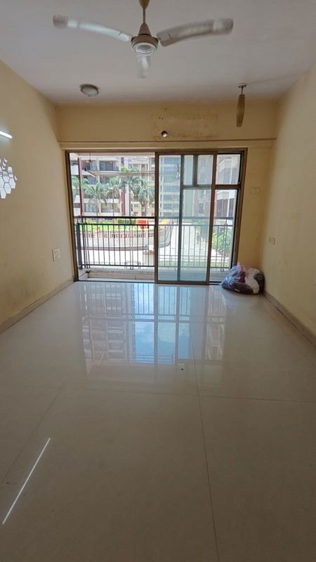 1 BHK + Study Room 650 Sq.Ft. Apartment in K Raheja Corp Maple Leaf
