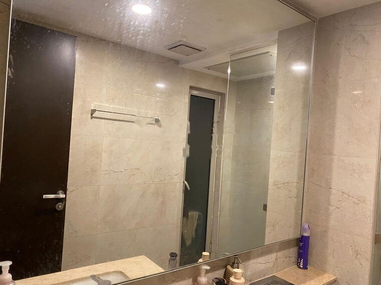 Bathroom, hiranandani-atlantis 2 Bedroom 1027 Sq.Ft. Apartment In Powai Mumbai 10470907