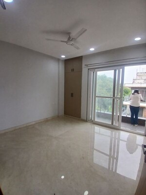 3 BHK Builder Floor For Rent in Naraina