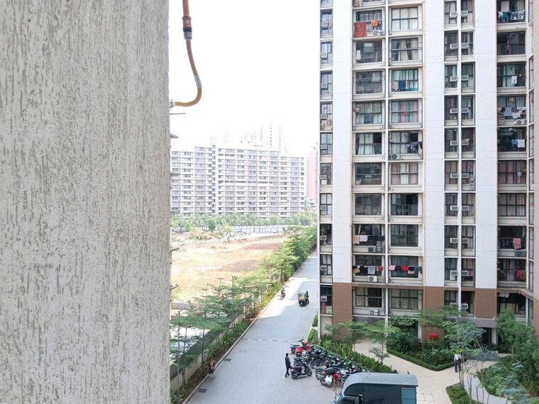 Exterior View, lodha-crown-quality-homes 1 Bedroom 450 Sq.Ft. Apartment In Majiwada Thane 10471007