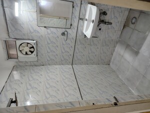 Bathroom in 2 BHK Apartment at Shipra Suncity, Vaibhav Khand – for Sale