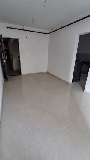 Room in 2 BHK Apartment at Goel Ganga Altus, Kharadi – for Rent