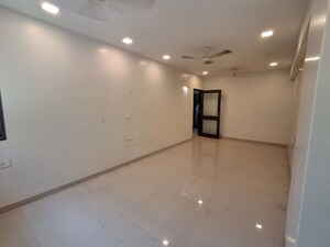 Room in 1 BHK Apartment at Gala Swayam, Mahim West – for Rent